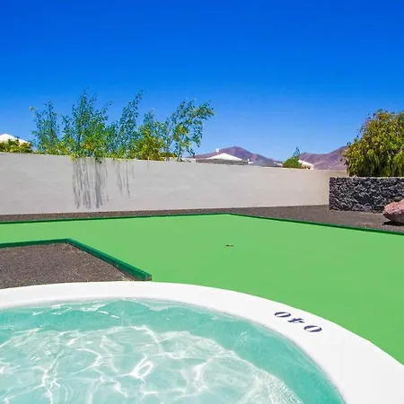 Calima Villa *